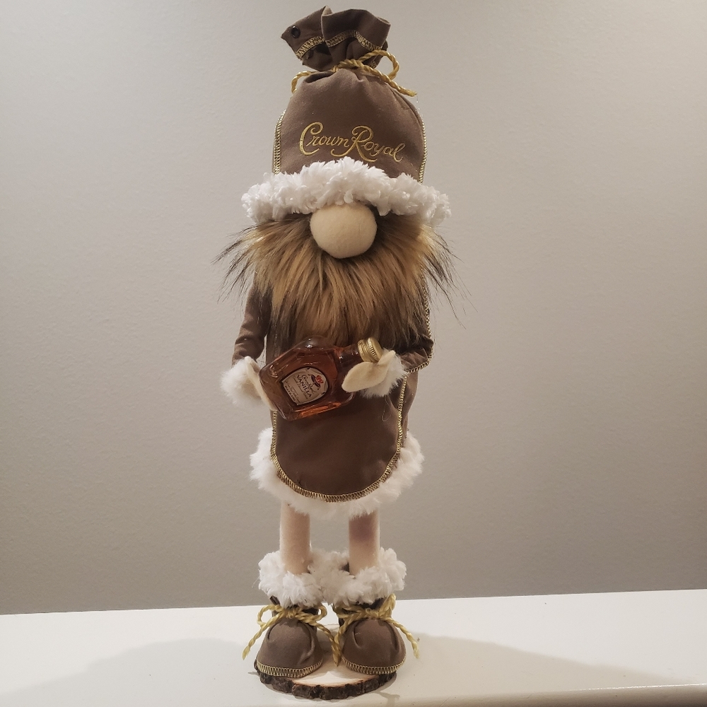 Crown Royal Vanilla Gnomie